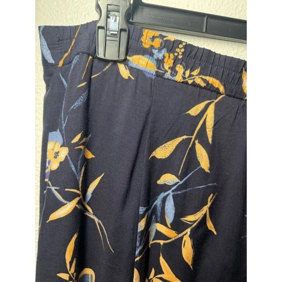 Sag Harbor Woman Navy Blue Floral Button Front Rayon Midi Skirt Plus Size 1X VTG - Picture 8 of 10